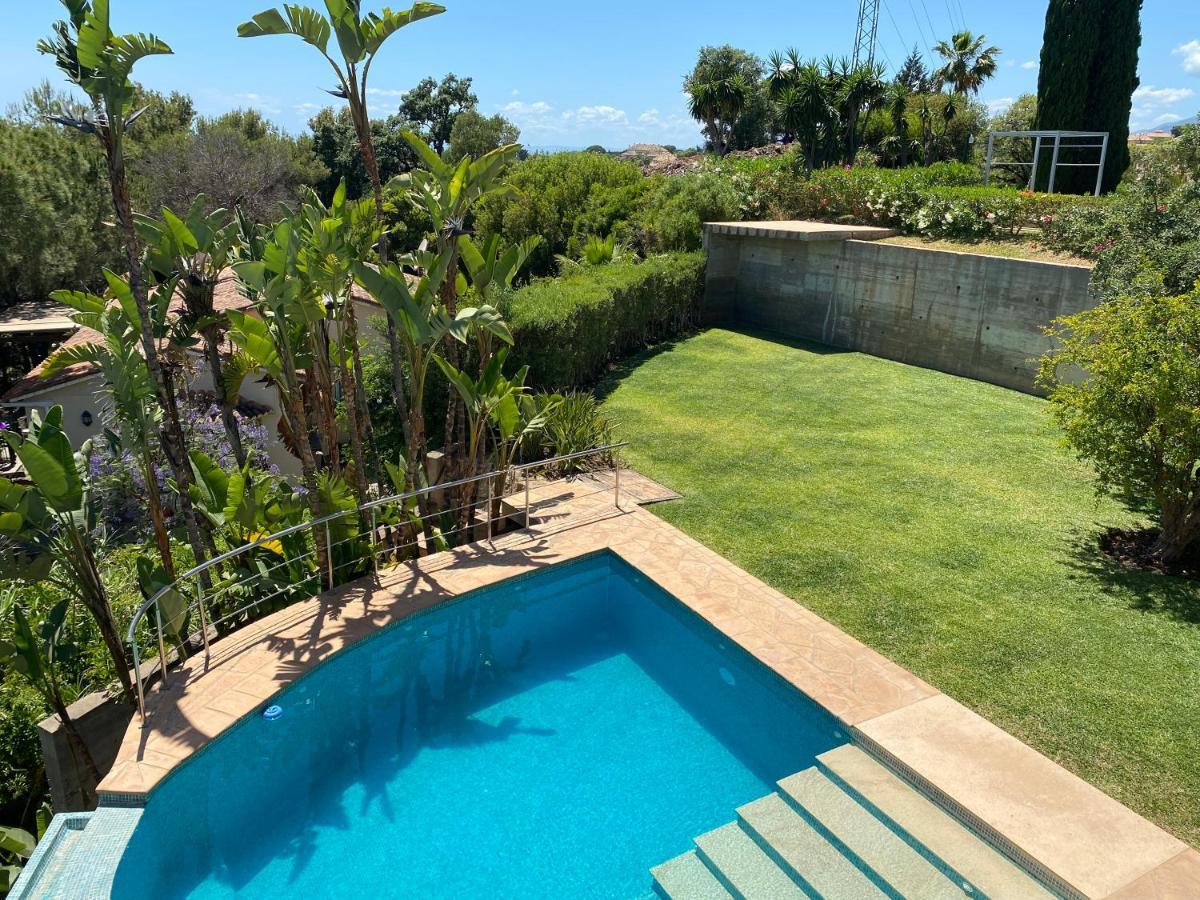 Luxury With Spectaculair Views By Varenso Holidays *