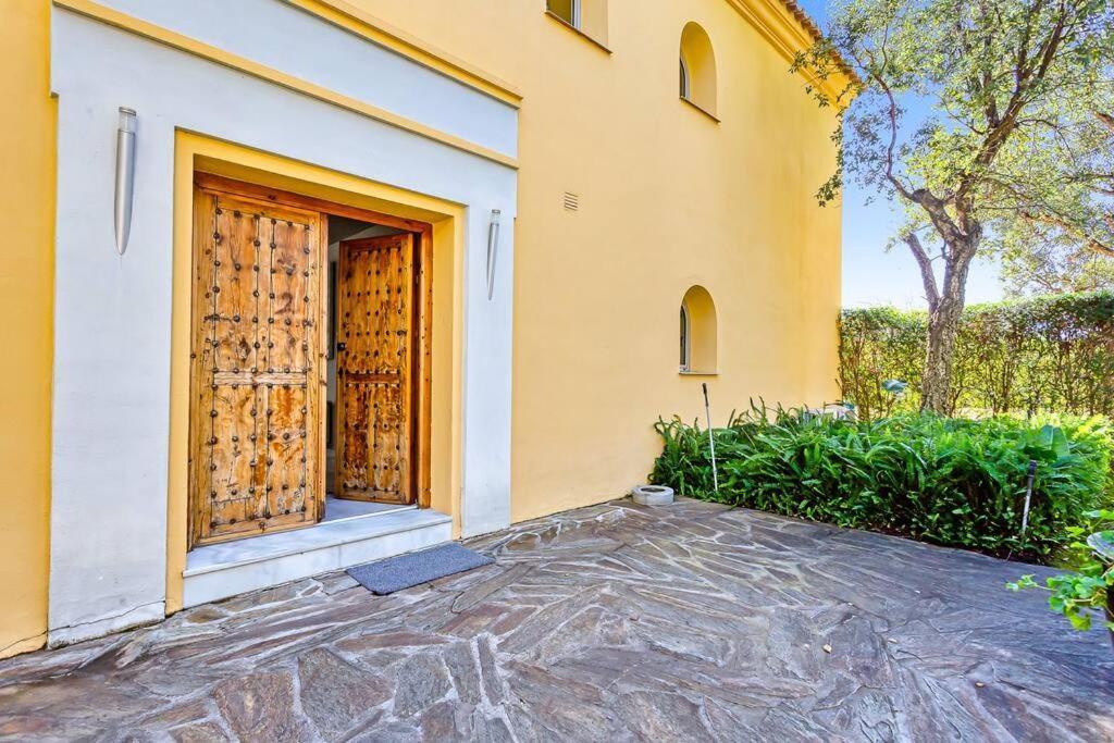 Luxury With Spectaculair Views By Varenso Holidays *