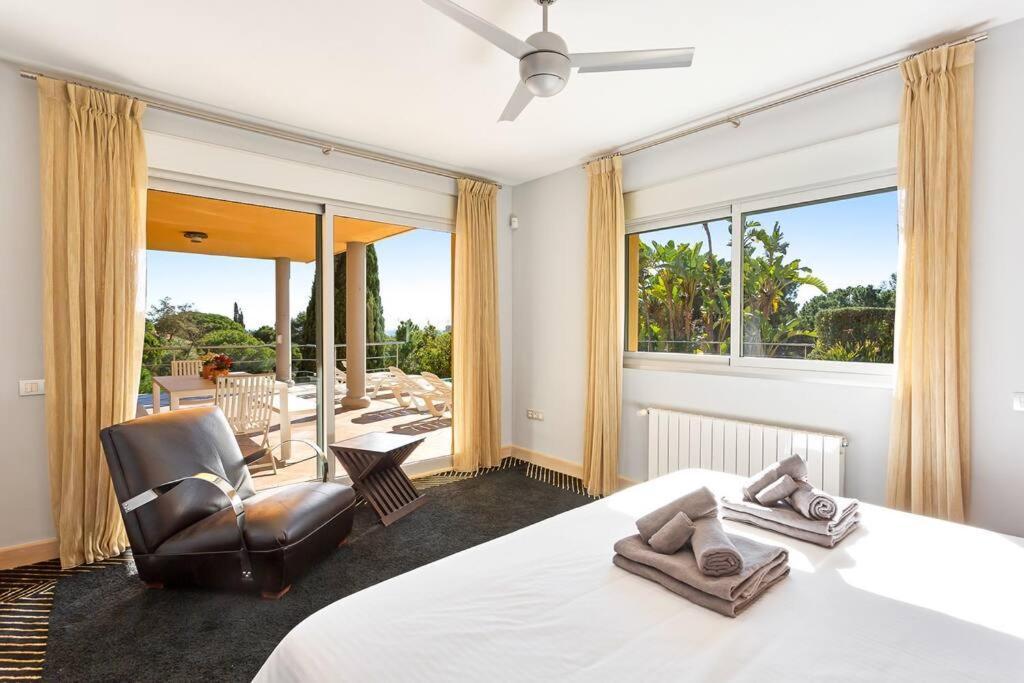 Luxury With Spectaculair Views By Varenso Holidays Apartment Marbella