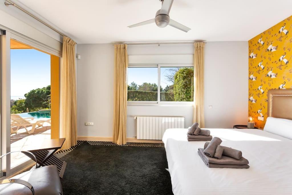 Luxury With Spectaculair Views By Varenso Holidays *